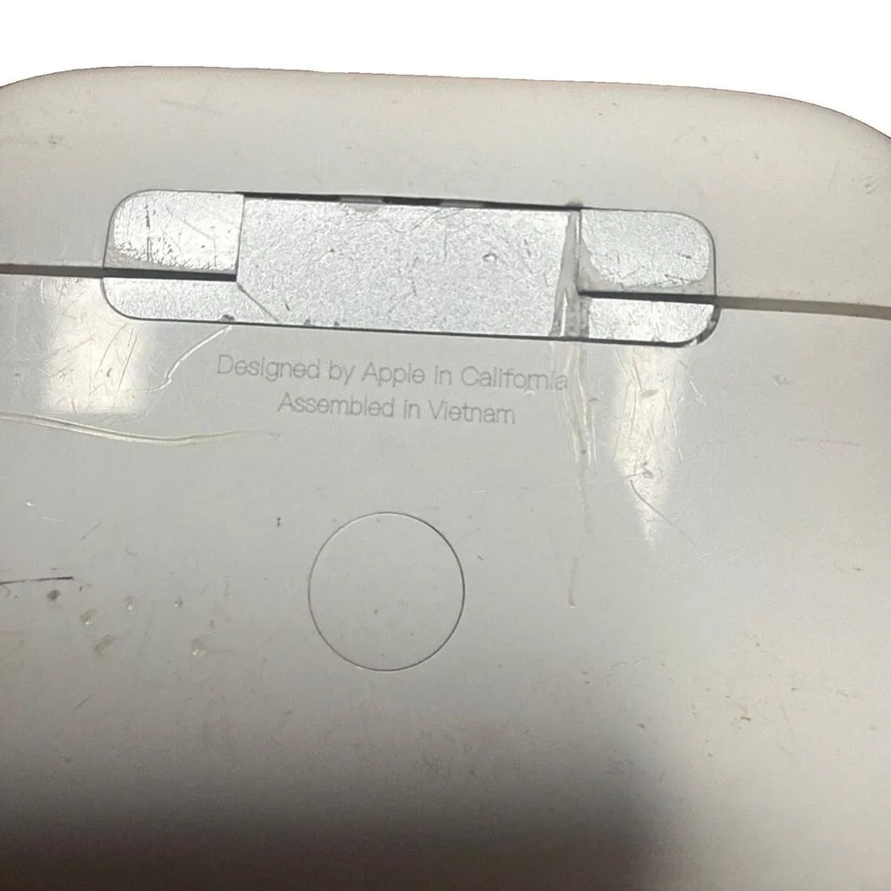 Apple AirPods Pro A2190 1st Gen Replacement Charging Case Genuine